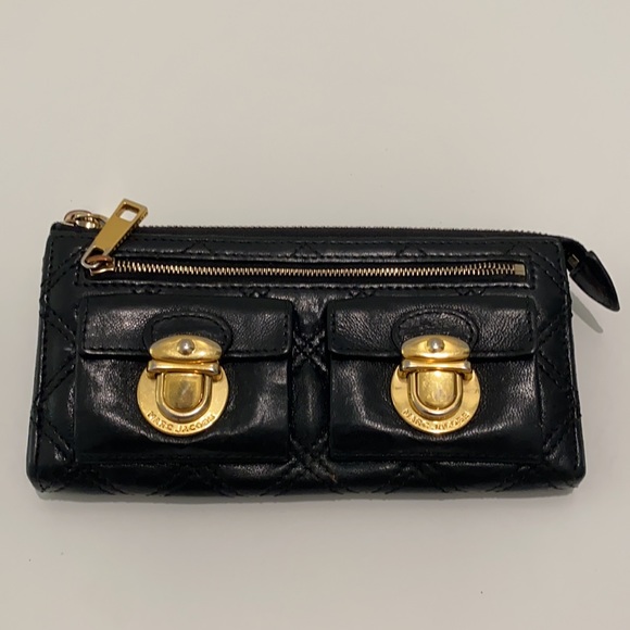 🔥 HOT DEAL 🔥 MARC JACOBS ✨ quilted black gold wallet continental - Picture 2 of 11